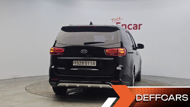 Kia CARNIVAL 9-Seater Prstige купить на сайте DeffCars
