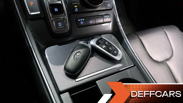 Hyundai SANTAFE Gasoline 2.5T 2WD Exclusive купить на сайте DeffCars