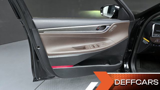 Hyundai GRANDEUR 2.4 Exclusive Special купить на сайте DeffCars