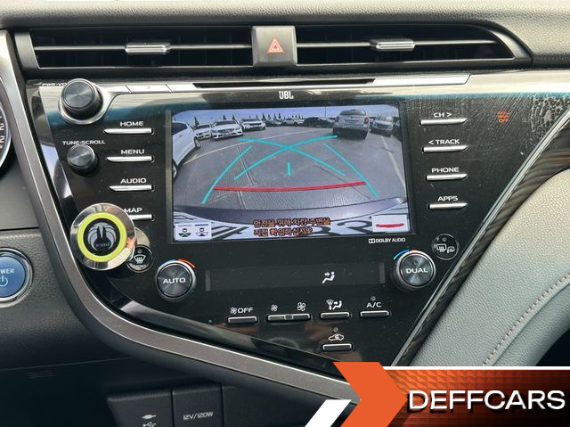Toyota CAMRY 2.5 XLE Hybrid купить на сайте DeffCars
