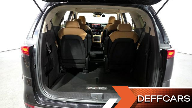 Kia CARNIVAL 9-Seater Prestige купить на сайте DeffCars
