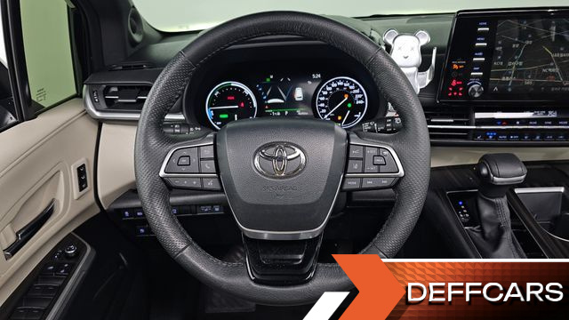 Toyota SIENNA 2.5 Hybrid 2WD купить на сайте DeffCars