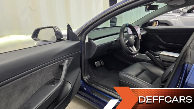 Tesla MODEL 3 Long Range AWD купить на сайте DeffCars