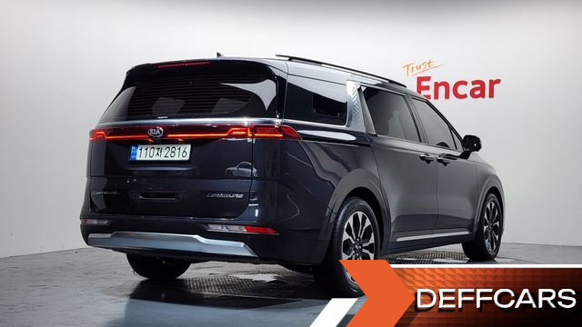 Kia CARNIVAL Gasoline 7-Seater Signature купить на сайте DeffCars