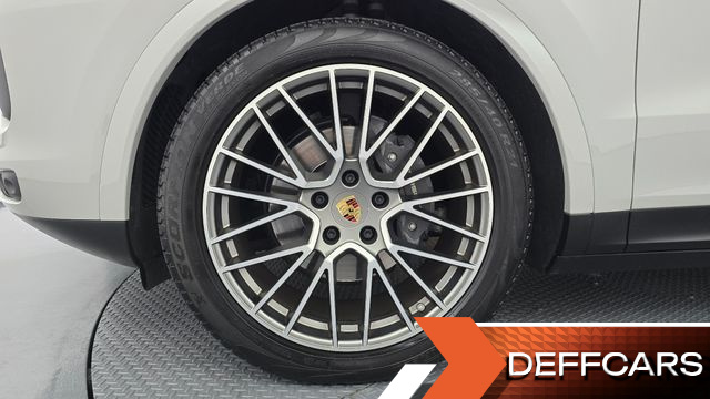 Porsche CAYENNE 3.0 PLATINUM EDITION купить на сайте DeffCars