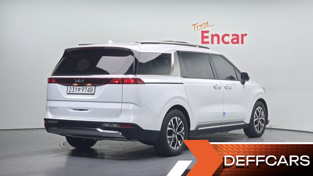 Kia CARNIVAL Gasoline 9-Seater Noblesse купить на сайте DeffCars