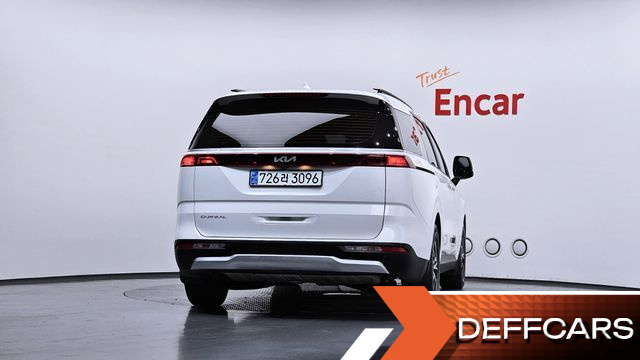 Kia CARNIVAL Gasoline 11-Seater Prestige купить на сайте DeffCars