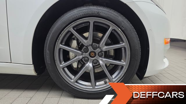 Tesla MODEL 3 Long Range AWD купить на сайте DeffCars