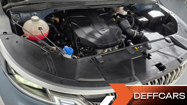 Kia CARNIVAL 9-Seater Prestige купить на сайте DeffCars