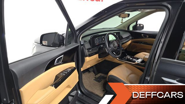 Kia CARNIVAL Gasoline 7-Seater Noblesse купить на сайте DeffCars