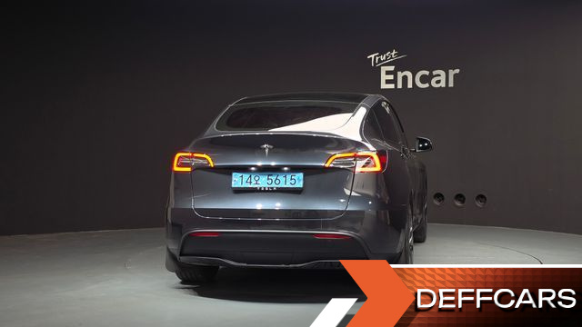 Tesla MODEL Y RWD купить на сайте DeffCars