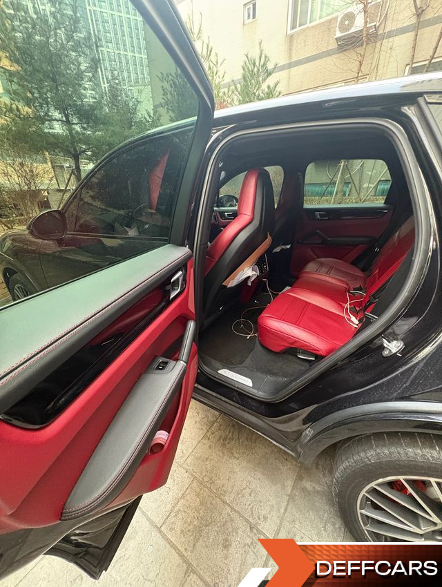Porsche CAYENNE 3.0 купить на сайте DeffCars