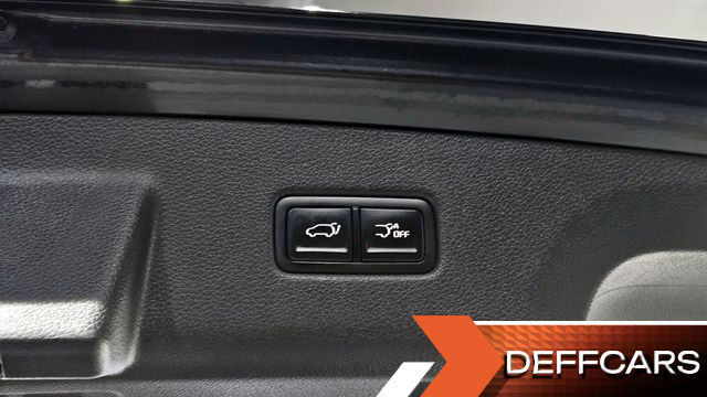 Kia CARNIVAL 9-Seater Noblesse купить на сайте DeffCars