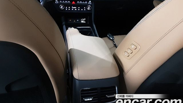 Hyundai SONATA 2.0 Inspiration купить на сайте DeffCars
