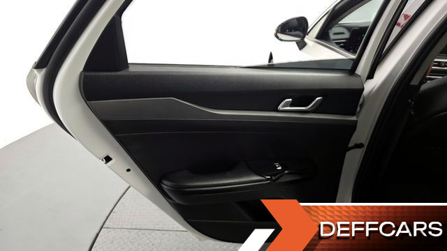 Kia K5 2.0 LPI Prestige купить на сайте DeffCars