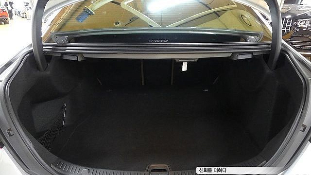 Mercedes E-CLASS E350 4MATIC Avantgarde купить на сайте DeffCars