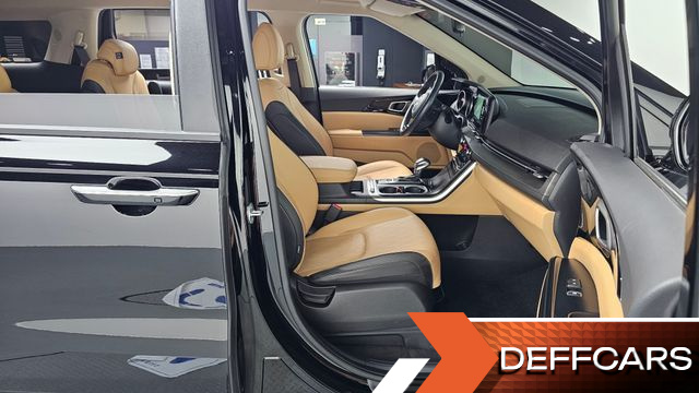 Kia CARNIVAL 9-Seater Prestige купить на сайте DeffCars