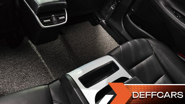 Hyundai GRANDEUR 2.5 Le Blanc купить на сайте DeffCars