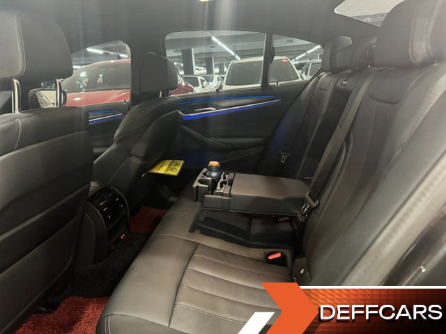 BMW 5-SERIES 520i M Sport купить на сайте DeffCars