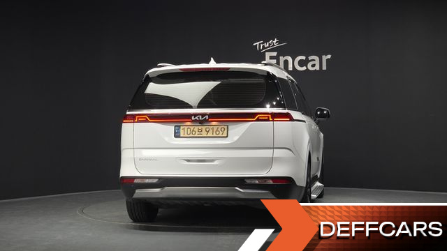Kia CARNIVAL Gasoline 7-Seater Signature купить на сайте DeffCars
