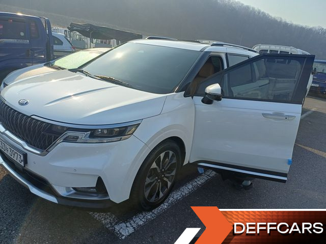 Kia CARNIVAL 9-Seater Signature купить на сайте DeffCars