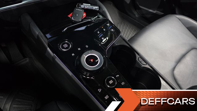 Kia SPORTAGE Gasoline 1.6 Turbo 2WD Signature купить на сайте DeffCars