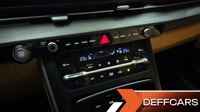 Kia CARNIVAL 9-Seater Prestige купить на сайте DeffCars