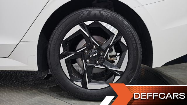 Kia K5 2.0 Prestige купить на сайте DeffCars