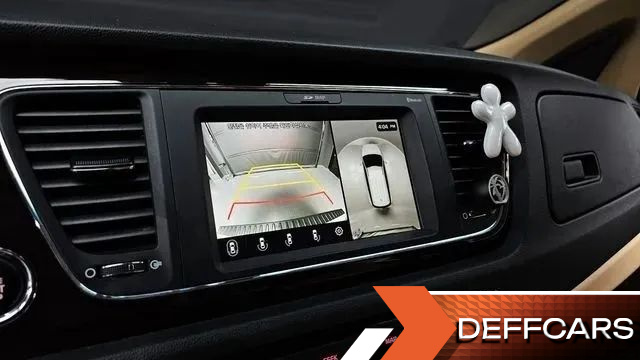 Kia CARNIVAL 7-Seater Limousine President купить на сайте DeffCars