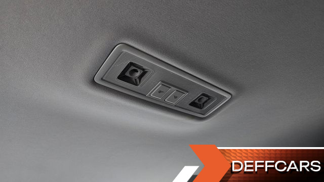 Volkswagen PASSAT 2.0 TDI Premium купить на сайте DeffCars