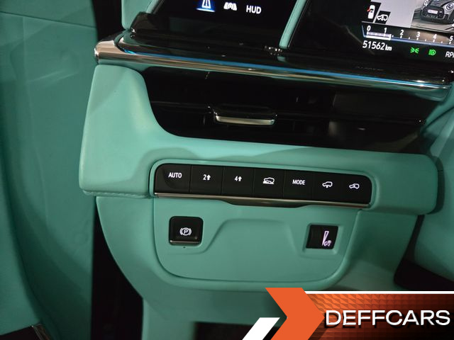 Cadillac ESCALADE 6.2 ESV ESV Sports Platinum купить на сайте DeffCars