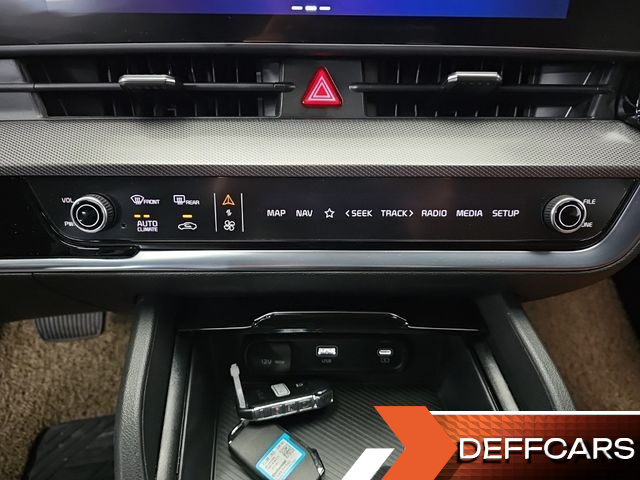 Kia SPORTAGE Gasoline 1.6 Turbo 2WD Nobleless Gravity купить на сайте DeffCars