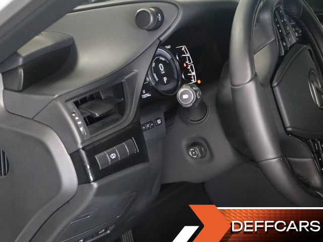 Lexus ES Luxury Plus купить на сайте DeffCars