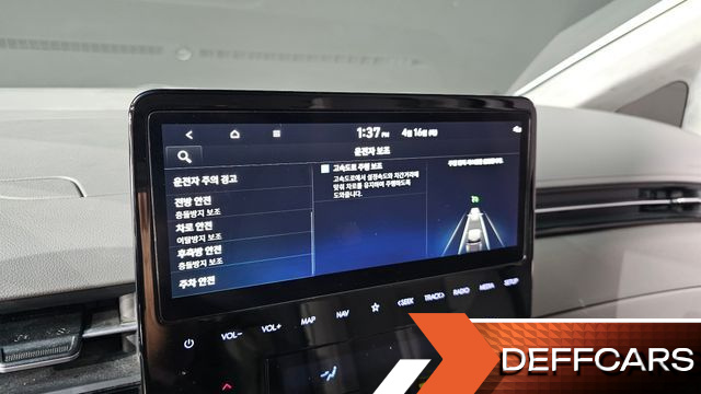 Hyundai STARIA 4WD Lounge 9-Seater Limousine купить на сайте DeffCars