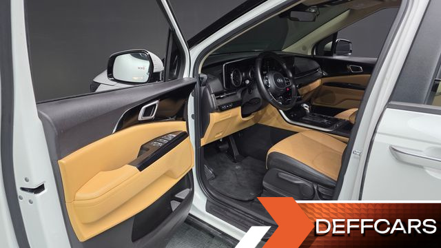 Kia CARNIVAL 9-Seater Prestige купить на сайте DeffCars