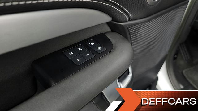 Land Rover DISCOVERY D300 R-Dynamic HSE купить на сайте DeffCars
