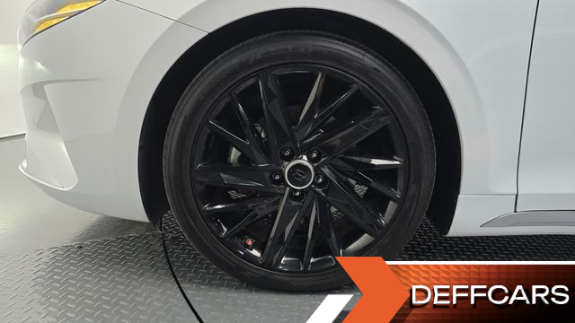 Hyundai GRANDEUR 2.5 Calligraphy купить на сайте DeffCars