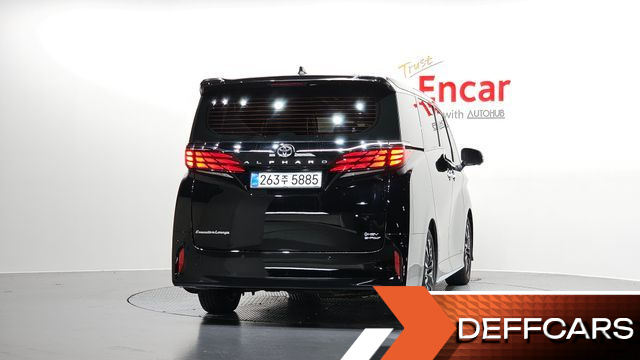 Toyota ALPHARD 2.5 HEV Executive AWD купить на сайте DeffCars