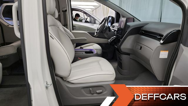Hyundai STARIA HEV 1.6 Lounge 7-Seater Inspiration купить на сайте DeffCars