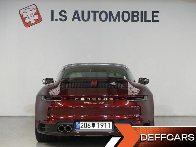 Porsche 911 Targa 4S Heritage Design Edition купить на сайте DeffCars