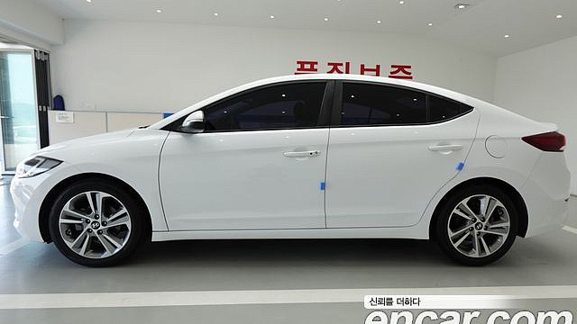 Hyundai AVANTE 1.6 GDI Value Plus купить на сайте DeffCars