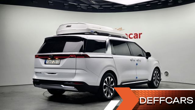 Kia CARNIVAL Gasoline 9-Seater Signature купить на сайте DeffCars