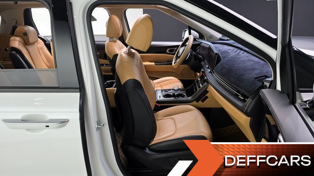 Kia CARNIVAL Gasoline 9-Seater Signature купить на сайте DeffCars