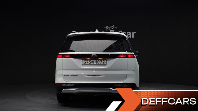 Kia CARNIVAL 9-Seater Noblesse купить на сайте DeffCars