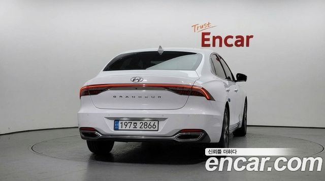 Hyundai GRANDEUR 3.0 LPi Rent Car Exclusive купить на сайте DeffCars
