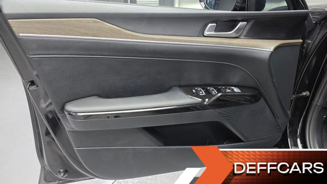 Kia K5 2.0 Noblesse купить на сайте DeffCars