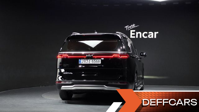 Kia CARNIVAL Gasoline 9-Seater Signature купить на сайте DeffCars
