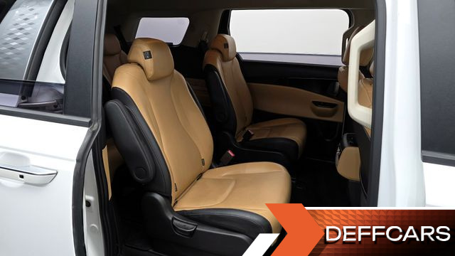 Kia CARNIVAL 9-Seater Prestige купить на сайте DeffCars