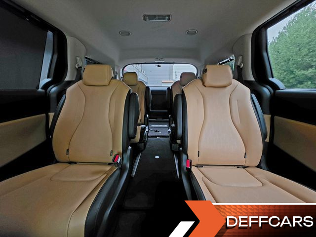 Kia CARNIVAL 9-Seater Noblesse купить на сайте DeffCars
