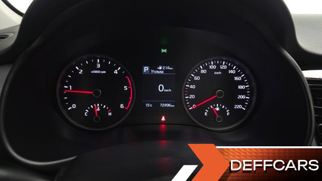Kia STONIC Diesel 1.6 Prestige купить на сайте DeffCars